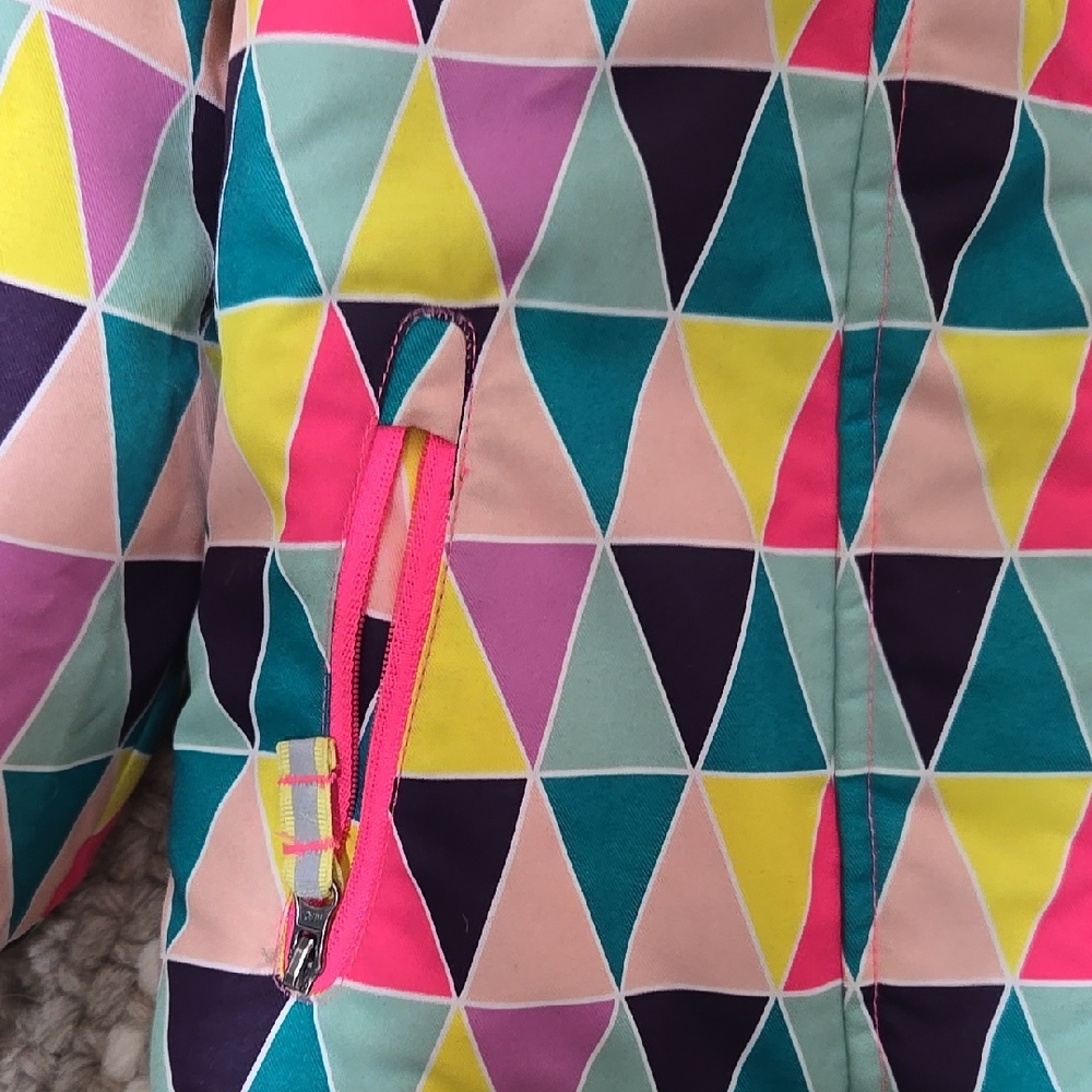 Colorful Geometric Patterned Jacket - Picture 4 of 4